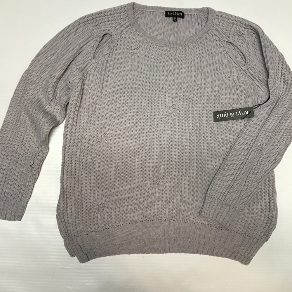 Knyt & Lynk Purple Distressed Knitted Sweater Medium knit cable net stretchy NEW